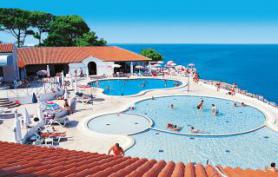 Chorvatský hotel Punta s bazénem
