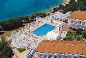 Chorvatský hotel Funtana s bazénem