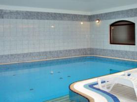 Chorvatský hotel Villa Letan a vnitřní bazén