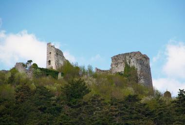 Stari Grad - nedaleká zřícenina hradu