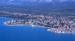 Chorvatské městečko Pirovac na pobřeží