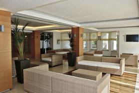 Chorvatský hotel Luna se vstupní halou