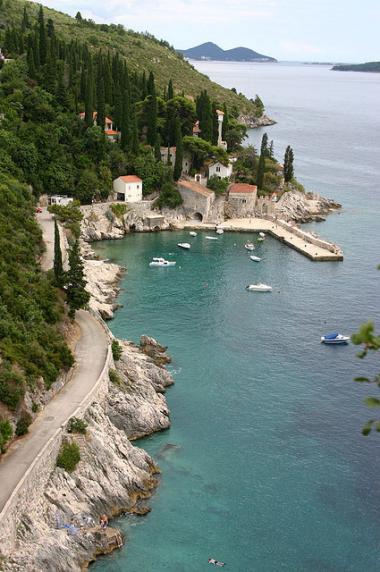 Okolí Dubrovníku s obcí Trsteno
