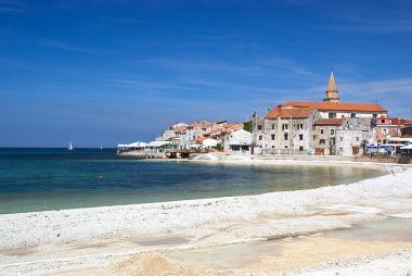 Chorvatské letovisko Umag u moře